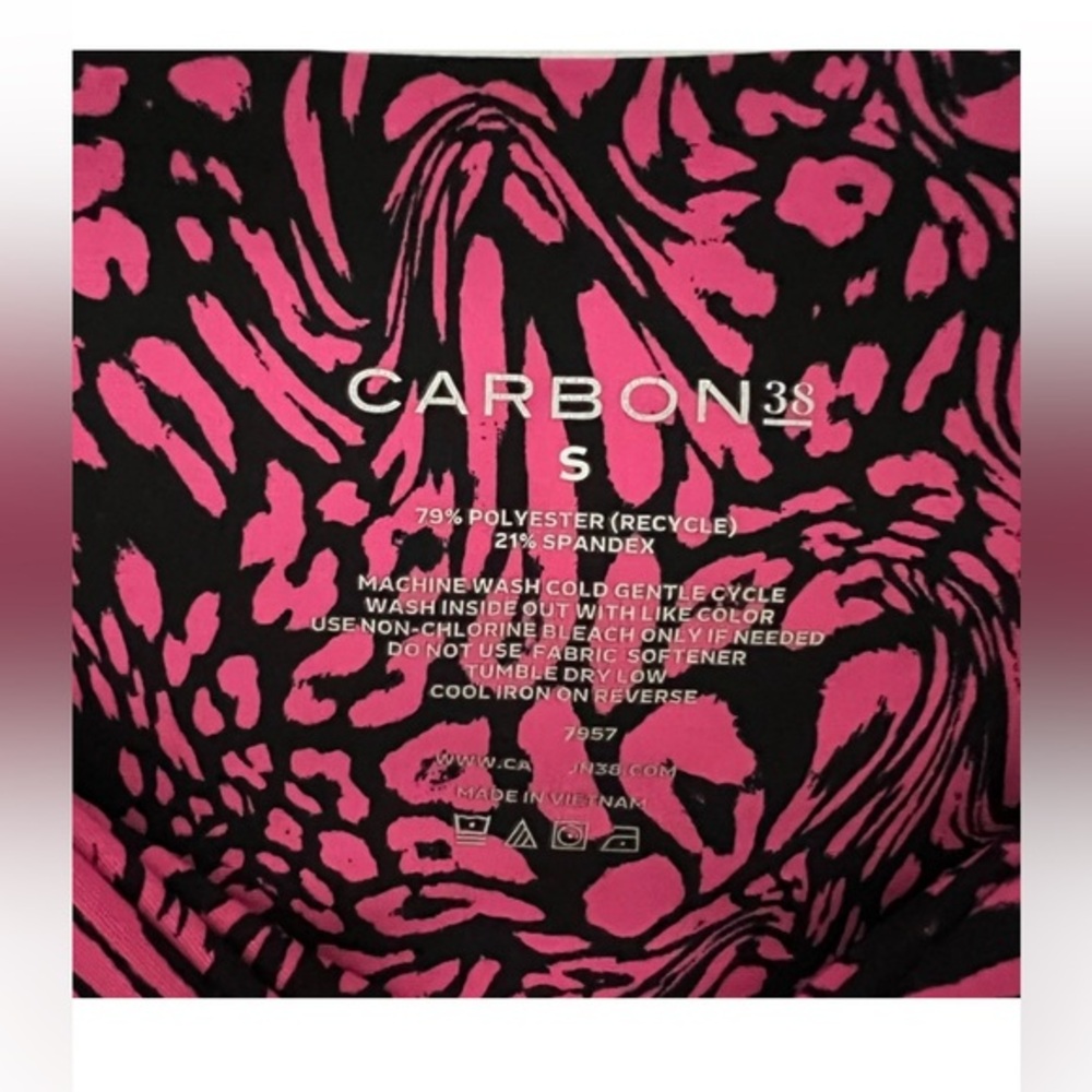 Carbon38 Swirly Leopard Printed Biker Short in pink/black, size small, like new! - Picture 2 of 6